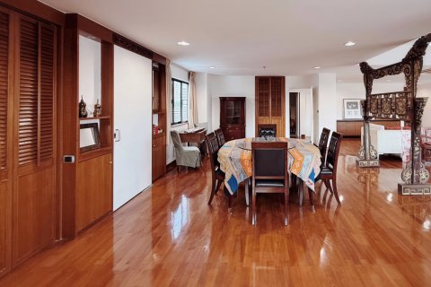 Кондоминиум с 3 спальнями в Бангкоке, Таиланд № 162744 - фото 4