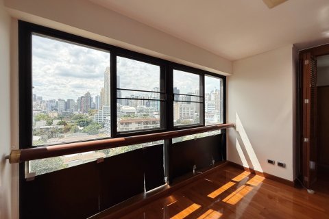 Кондоминиум с 3 спальнями в Бангкоке, Таиланд № 162744 - фото 13