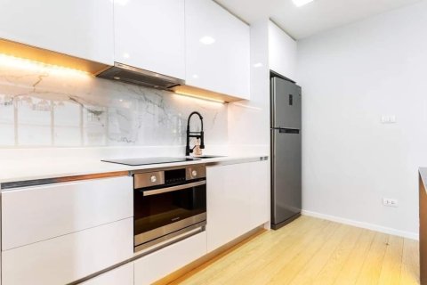 Condo in Bangkok, Thailand, 2 bedrooms  № 157511 - photo 29