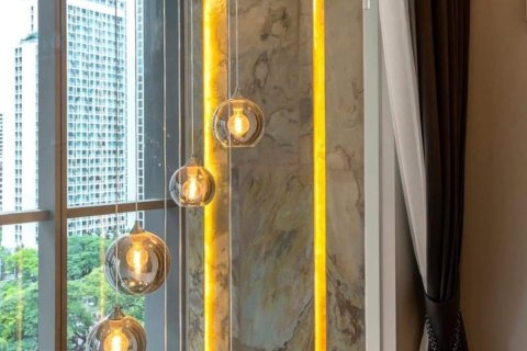 Condo in Bangkok, Thailand, 2 bedrooms  № 157511 - photo 5