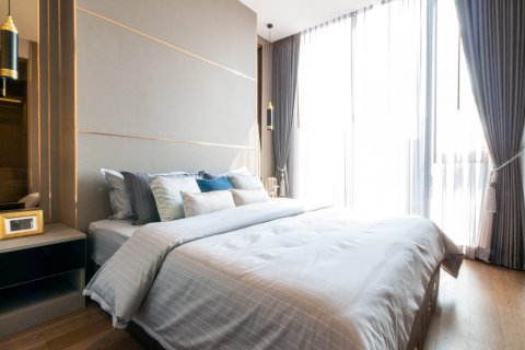 Condo in Bangkok, Thailand, 2 bedrooms  № 157507 - photo 15