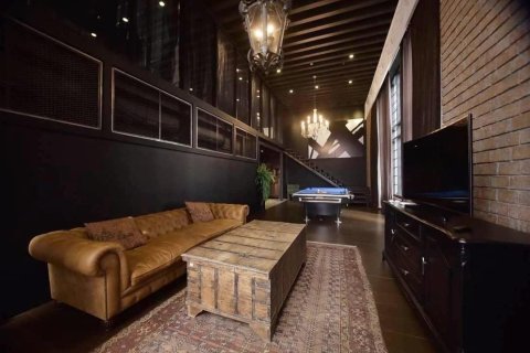 Condo in Bangkok, Thailand, 2 bedrooms  № 157505 - photo 12