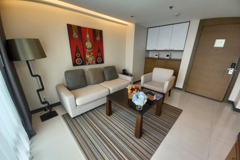Condo in Bangkok, Thailand, 2 bedrooms  № 157509