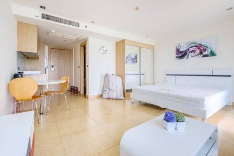 Studio in the Condo on Jomtien Beach, Pattaya, Thailand № 204346 - photo 3