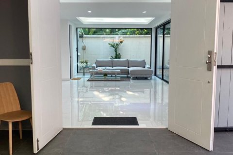 Maison à Watthana, Bangkok, Thaïlande 3 chambres № 167719 - photo 18