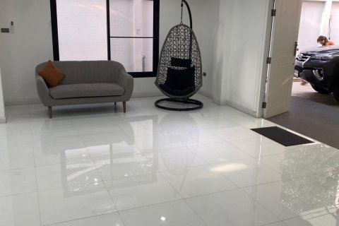 Maison à Watthana, Bangkok, Thaïlande 3 chambres № 167719 - photo 8