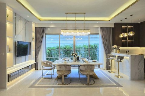 Villa à Samut Prakan, Thaïlande 4 chambres № 167722 - photo 12