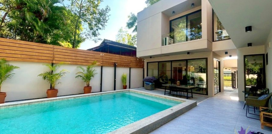 Villa à Chiang Mai, Thaïlande 4 chambres № 162685