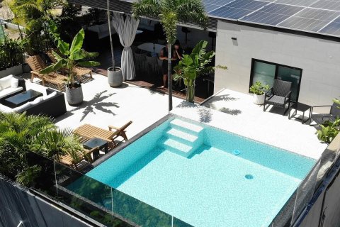 Villa in Pattaya, Thailand 6 bedrooms № 162690 - photo 2