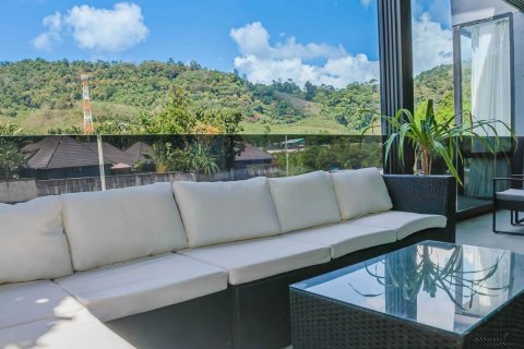 Villa in Pattaya, Thailand 6 bedrooms № 162690 - photo 12