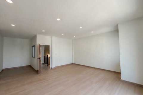 Townhouse à Wang Thonglang, Bangkok, Thaïlande 4 chambres № 171850 - photo 23