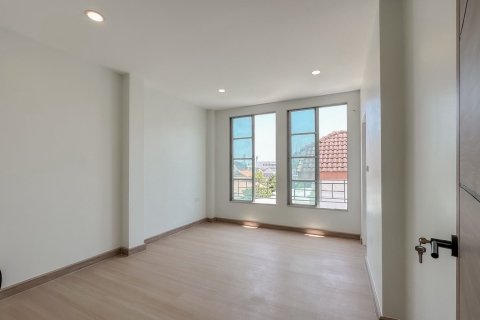 Townhouse à Wang Thonglang, Bangkok, Thaïlande 4 chambres № 171850 - photo 28