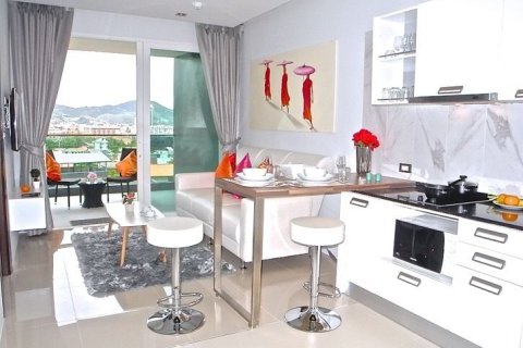 Studio in the Condo in Kathu, Thailand  № 171846