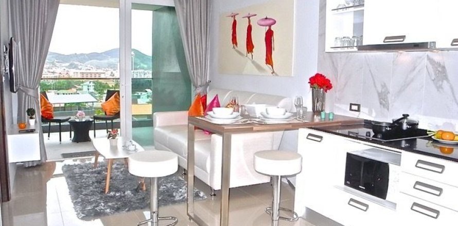 Studio in the Condo in Kathu, Thailand № 171846