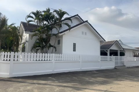 Вилла в Ча-аме, Таиланд с 3 спальнями  № 152354 - фото 3