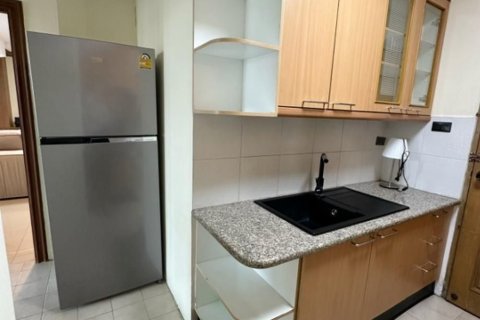 Condo in Watthana, Bangkok, Thailand, 3 bedrooms  № 158138 - photo 14