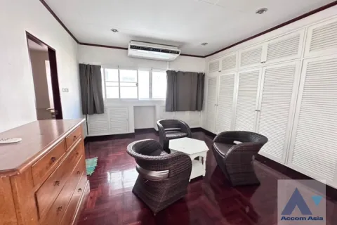 Duplex in Khlong Toei, Bangkok, Thailand 3 Schlafzimmer № 215015 - Foto 6