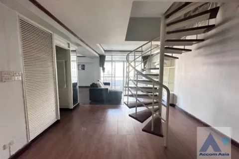 Duplex in Khlong Toei, Bangkok, Thailand 3 Schlafzimmer № 215015 - Foto 11