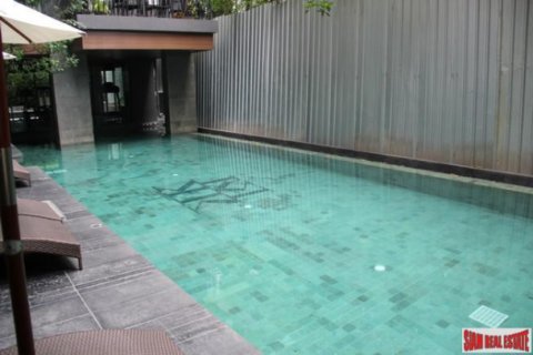 Apartment in Bangkok, Thailand 2 bedrooms № 193077 - photo 4