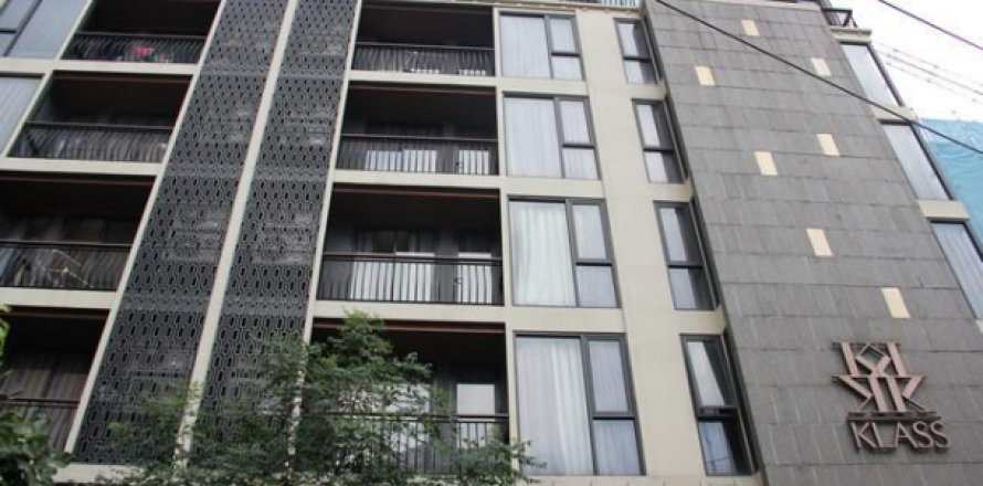 Apartment in Bangkok, Thailand 2 bedrooms № 193077
