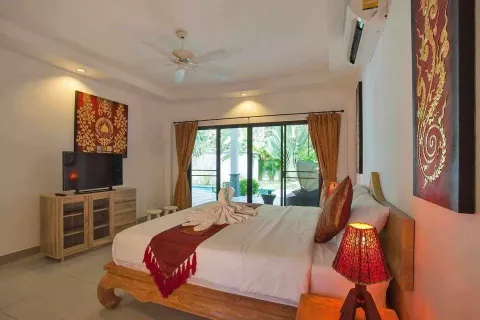 Villa in Phuket, Thailand 3 bedrooms № 141220 - photo 9