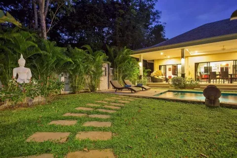 Villa in Phuket, Thailand 3 bedrooms № 141220 - photo 20