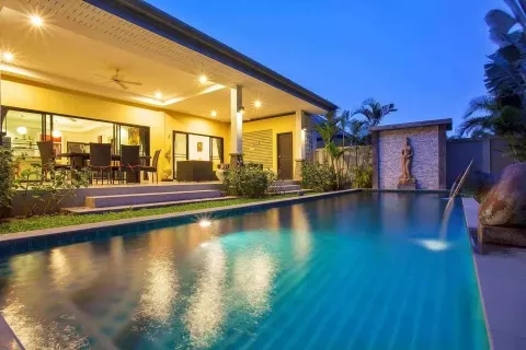 Villa in Phuket, Thailand 3 bedrooms № 141220 - photo 18