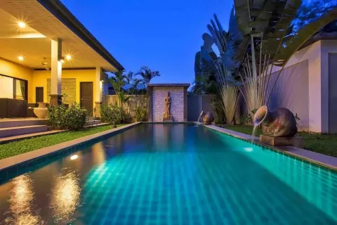 Villa in Phuket, Thailand 3 bedrooms № 141220 - photo 15