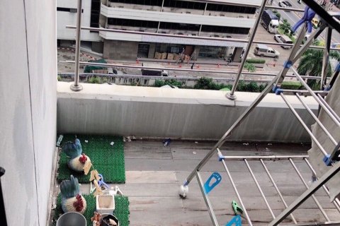 Studio dans le Condo à Watthana, Bangkok, Thaïlande  № 161971 - photo 10