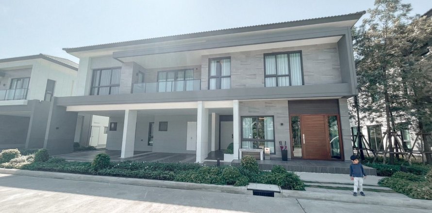 Maison à Bang Kaeo, Thaïlande 5 chambres № 161972