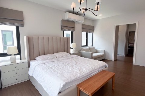 Maison à Bang Kaeo, Thaïlande 5 chambres № 161972 - photo 4