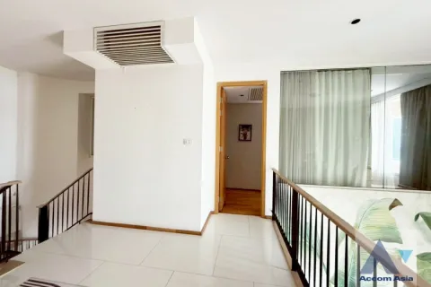 Duplex in Sathon, Bangkok, Thailand 2 Schlafzimmer № 214760 - Foto 16