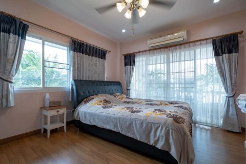 House in Chiang Mai, Thailand 4 bedrooms № 121871 - photo 13
