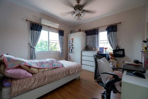 House in Chiang Mai, Thailand 4 bedrooms № 121871 - photo 17