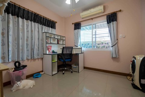 House in Chiang Mai, Thailand 4 bedrooms № 121871 - photo 16