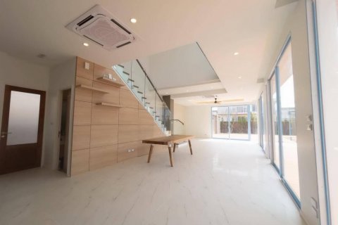 House in Chiang Mai, Thailand 4 bedrooms № 121873 - photo 4