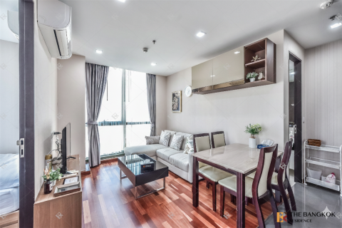 Condo in Bangkok, Thailand, 2 bedrooms  № 185080