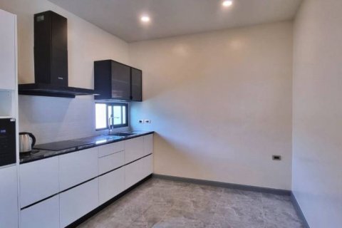 Villa in Pattaya, Thailand 4 bedrooms № 114048 - photo 10