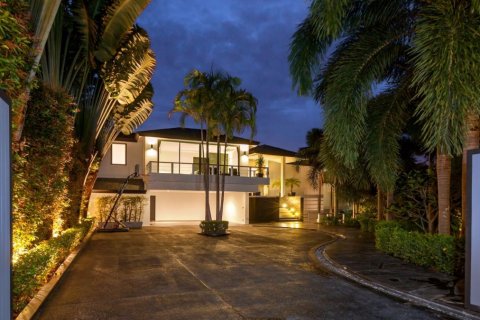 Вилла в Патонге, Таиланд с 6 спальнями  № 134048 - фото 2