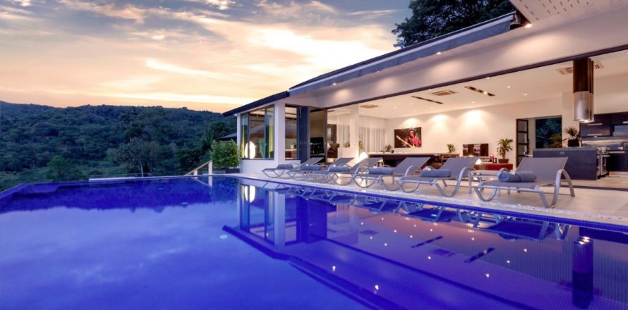 Вилла в Патонге, Таиланд с 6 спальнями  № 134048