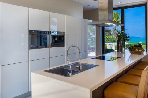 Villa in Pa Klok, Thailand 9 bedrooms № 134049 - photo 12