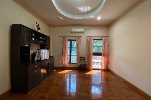 House in Chiang Mai, Thailand 4 bedrooms № 120187 - photo 18