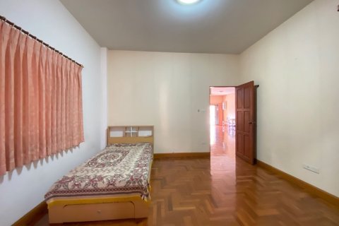 Maison à Chiang Mai, Thaïlande 4 chambres № 120187 - photo 13