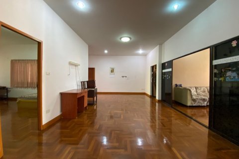 Maison à Chiang Mai, Thaïlande 4 chambres № 120187 - photo 6