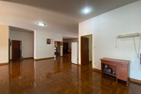 Maison à Chiang Mai, Thaïlande 4 chambres № 120187 - photo 10