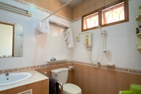 Дом в Чиангмае, Таиланд с 4 спальнями  № 120187 - фото 12