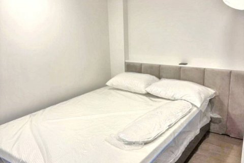 Condo in Bangkok, Thailand, 2 bedrooms  № 120192 - photo 4