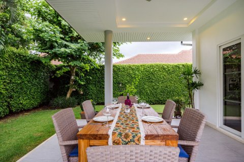 Villa in Hua Hin, Thailand 3 bedrooms № 161550 - photo 17