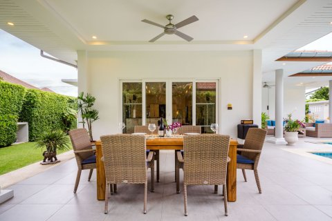 Villa in Hua Hin, Thailand 3 bedrooms № 161550 - photo 13