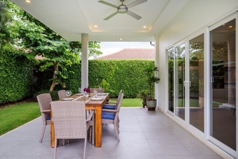 Villa in Hua Hin, Thailand 3 bedrooms № 161550 - photo 19